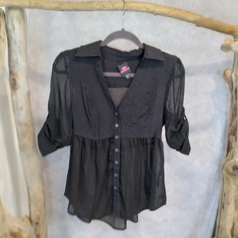 2b Bebe sheer waist and sleeves & crinkled upper in black collared v-neck blouse